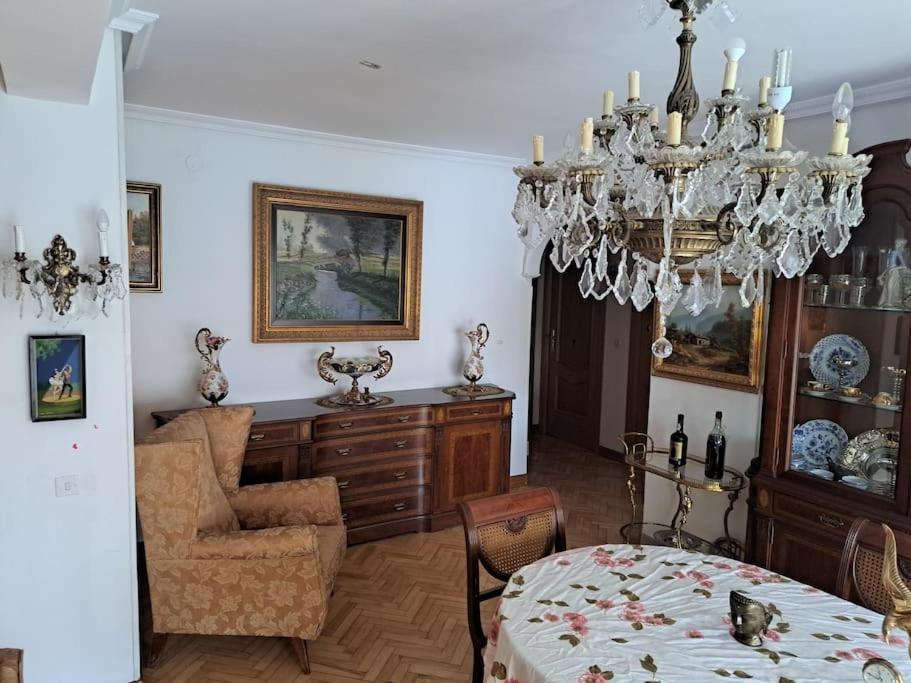 Ferienwohnung Piso Amplio Y Acogedor Madrid Exterior foto