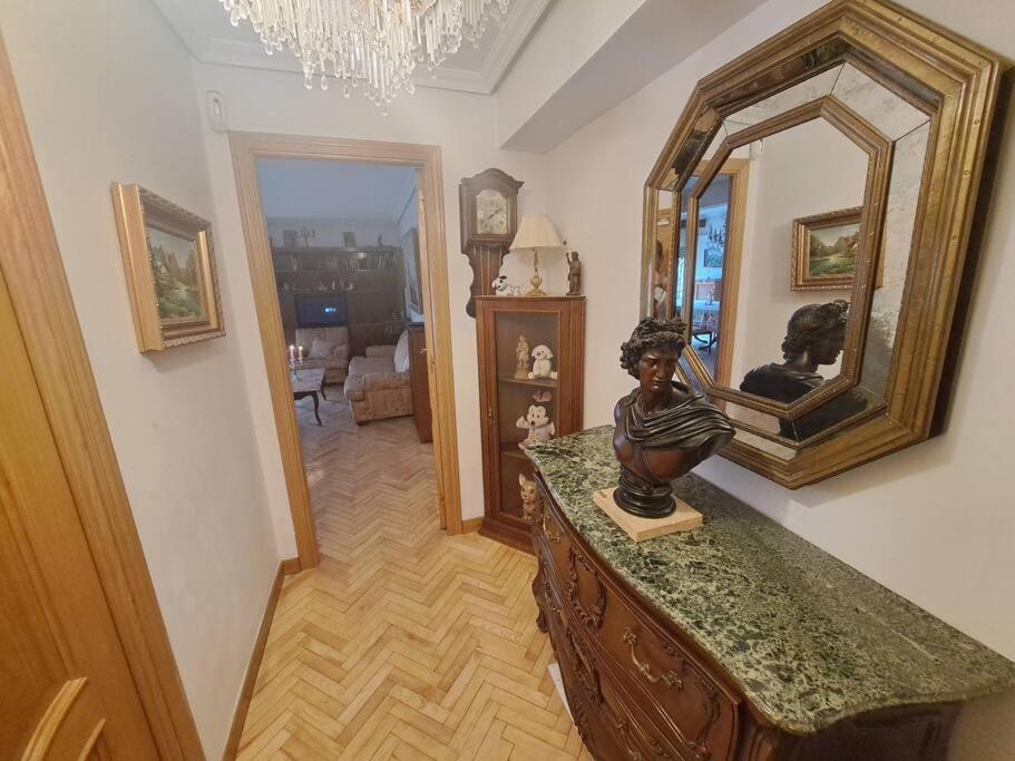 Ferienwohnung Piso Amplio Y Acogedor Madrid Exterior foto